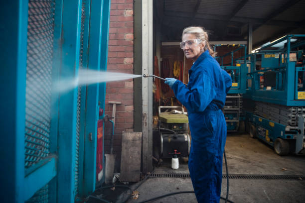 Best Affordable Power Washing  in Swisher, IA