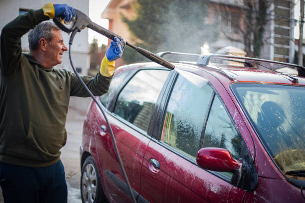 Best Sidewalk Pressure Washing  in Swisher, IA